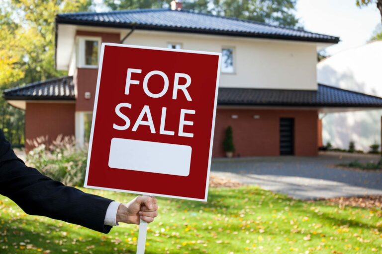 How to Sell Your Home Fast: Tips for Attracting Buyers